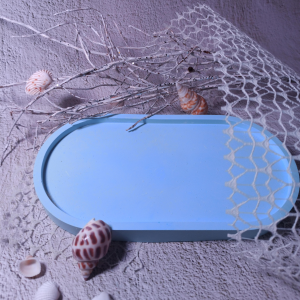 Oval Tray with Silver Leaf Detail