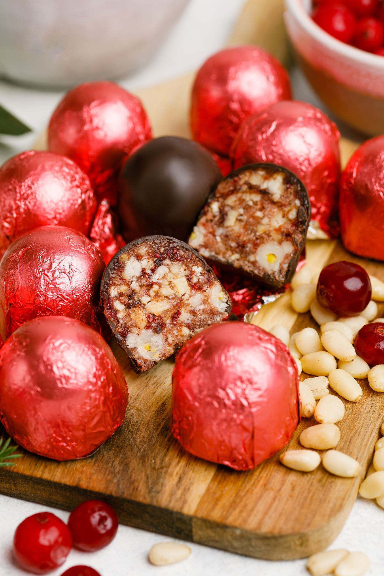 Pine Nut Grillage with Cranberry, 120 g