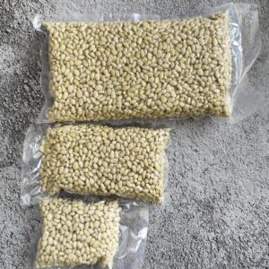 Vacuum-packed Siberian pine nuts in 100g, 200g and 500g sizes