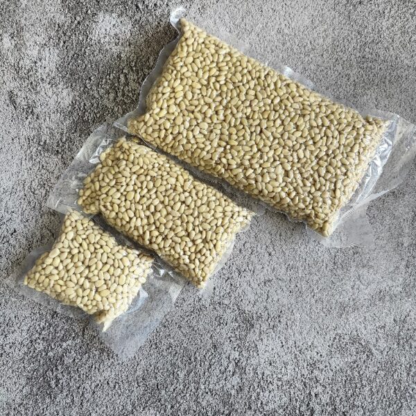 Vacuum-packed Siberian pine nuts in 100g, 200g and 500g sizes