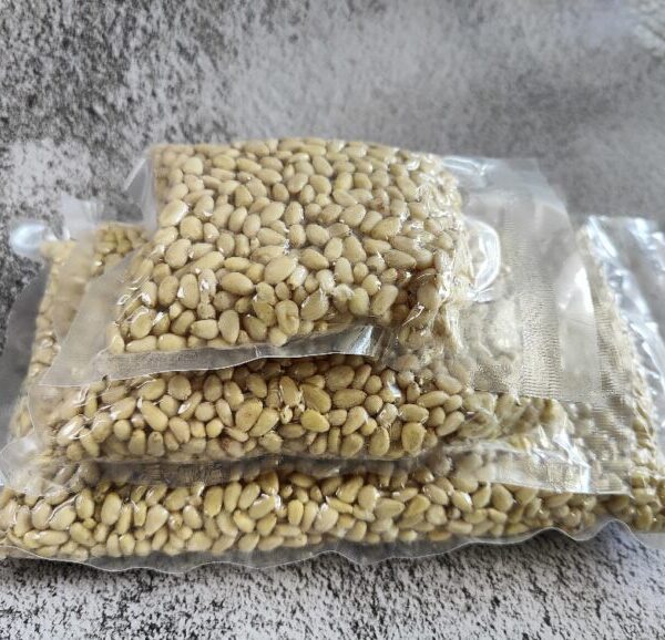 Vacuum-packed Siberian pine nuts in 100g, 200g and 500g sizes